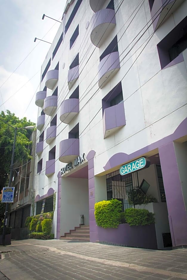 Hotel MaxIntimo