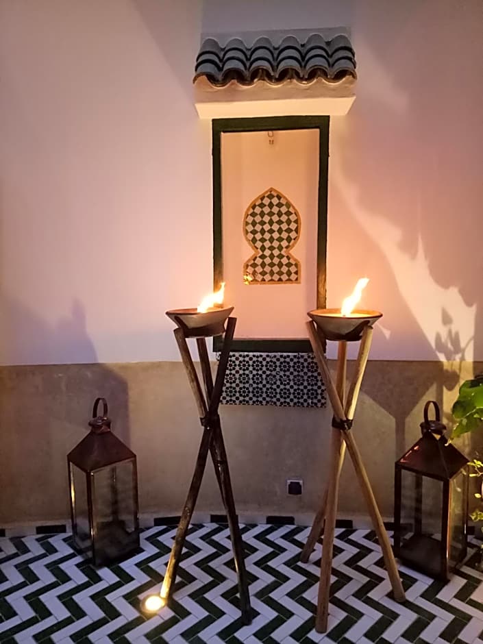 Jennat El Mossafir-Riad privé avec services maison entière
