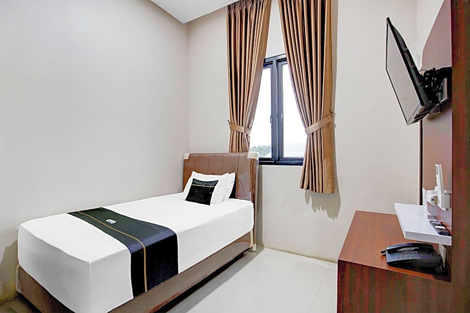 Hotel O Balikpapan near Siloam Hospital formerly Syafla Guest House