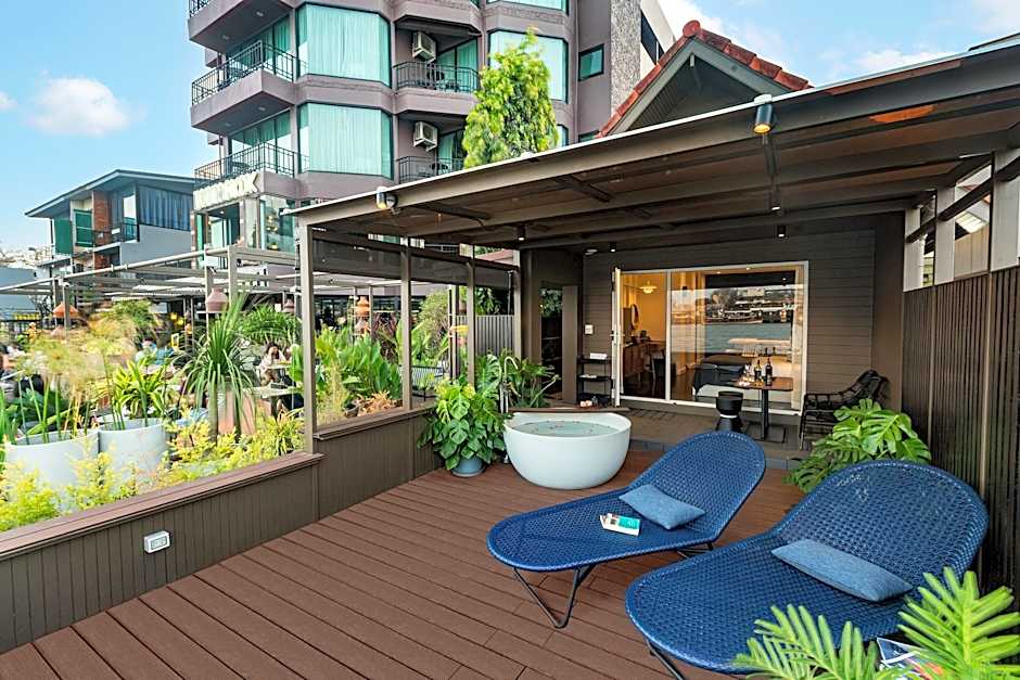 Photo 1 of 49 of Baan Wanglang Riverside, Bangkok