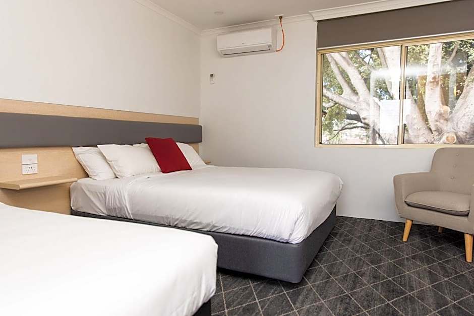 Lakeview Hotel Motel