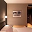 Alexandra Barcelona Hotel, Curio Collection by Hilton