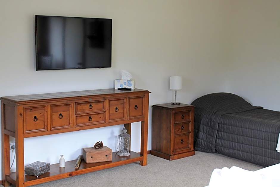 Inn the Bay Bed & Breakfast