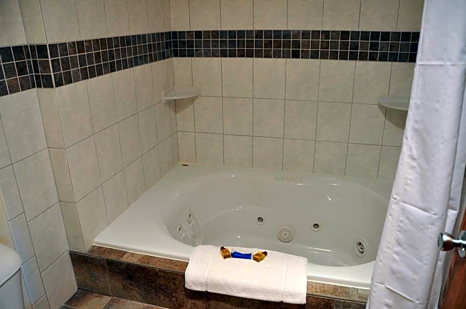 Shepherd Mountain Inn & Suites