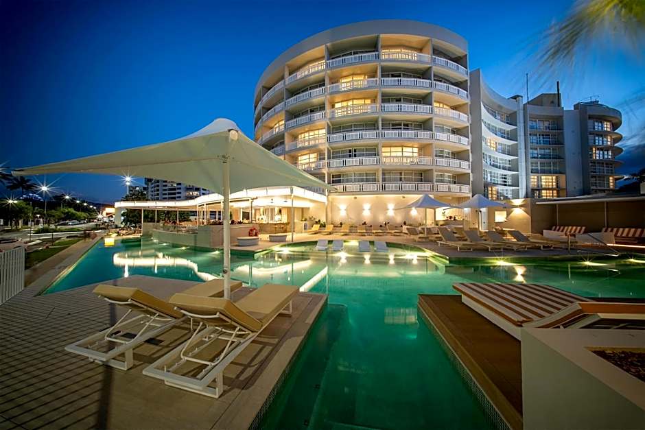 DoubleTree By Hilton Hotel Cairns