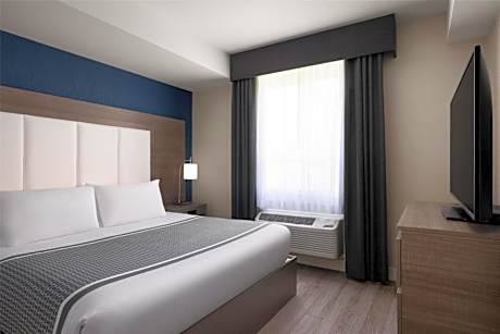 King Room with Kitchenette