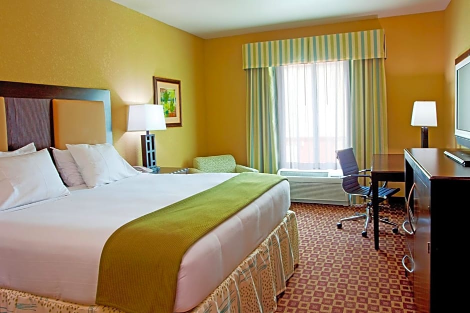 Holiday Inn Express Hotel & Suites Chaffee - Jacksonville West By IHG
