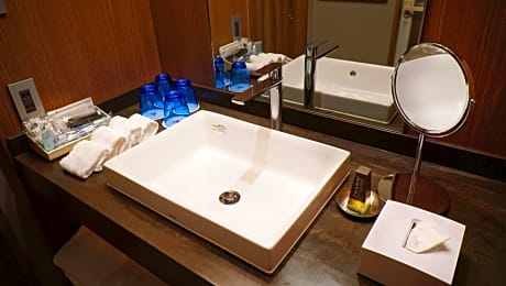 King Room with Tatami Area and Ocean View
