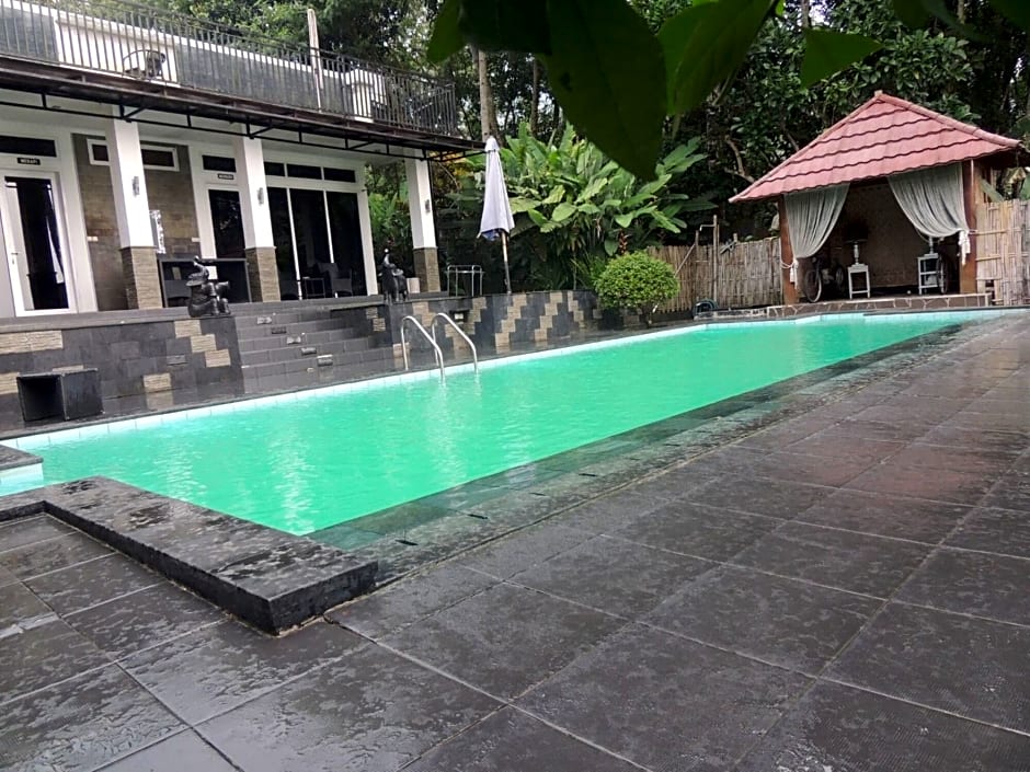 Oase Van Java by ZUZU