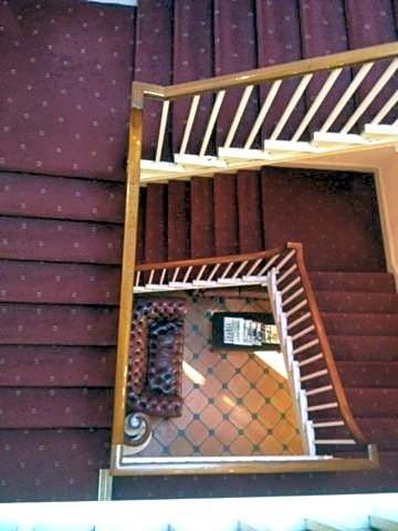 The Royal Victoria & Bull Hotel