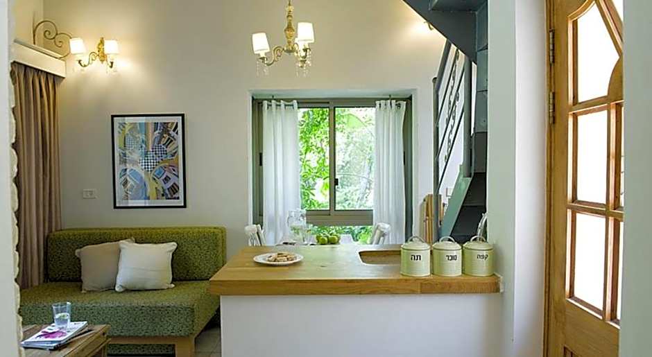 Vitrage Holiday Village and Spa