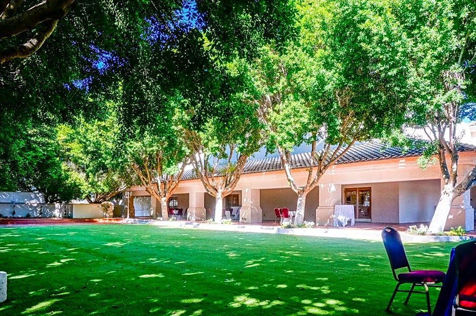 Windemere Hotel & Conference Center