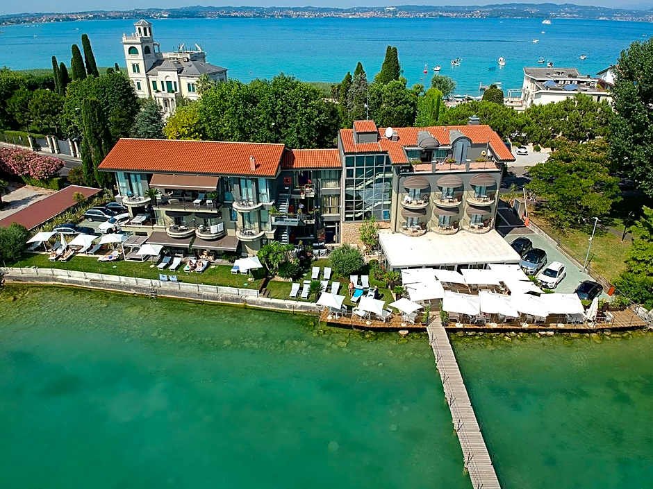 Hotel Aurora