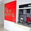 S ROSE HOTEL