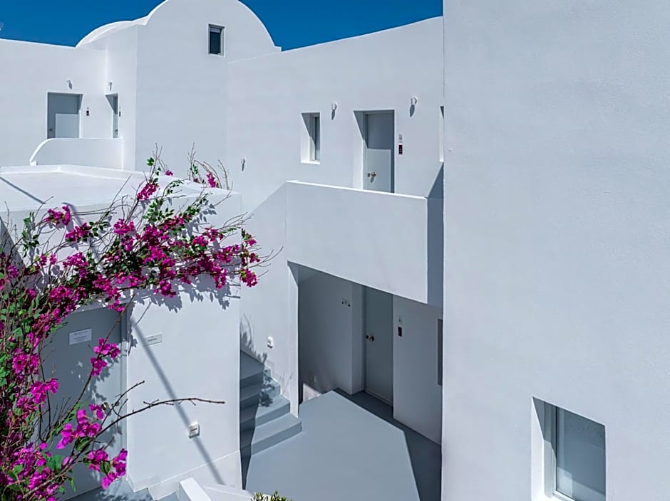 Cycladic Suites & Spa