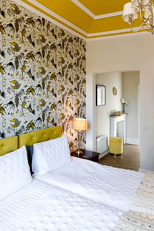 The Merryburn - Rooms and Courtyard Studios