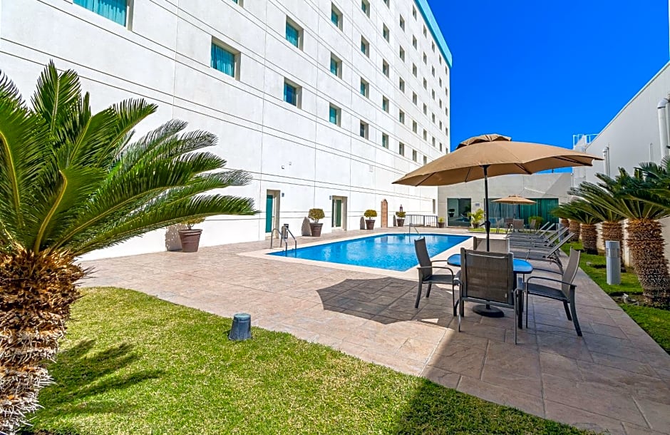 Hotel Aeropuerto Los Cabos