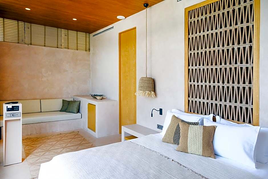 Birdcage 33 Hotel - Adult Only
