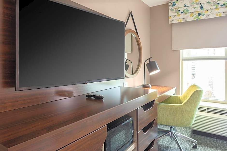 Hampton Inn By Hilton & Suites Arlington Crystal City DCA