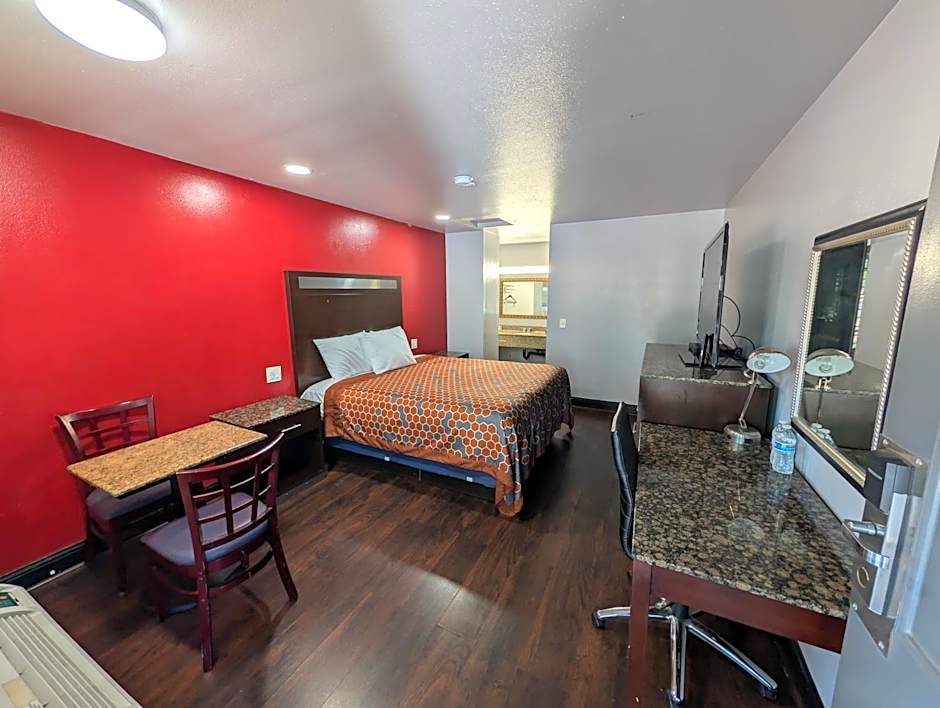 Crossroads Inn - Downtown Sacramento