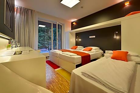 Double Room with Extra Bed and Balcony