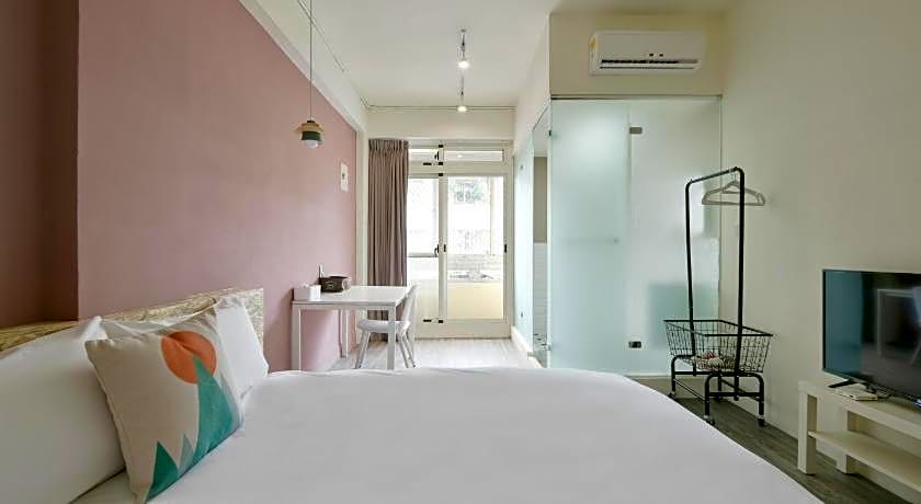 Fengjia All Night Long