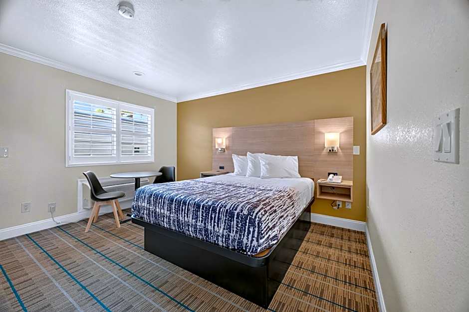 Seaside Inn
