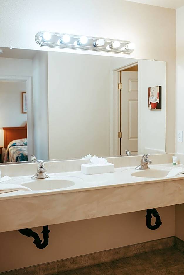 Carson City Plaza Hotel