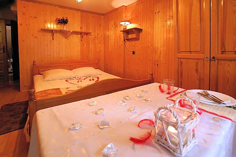 "Harnaś" Ząb-Bustryk