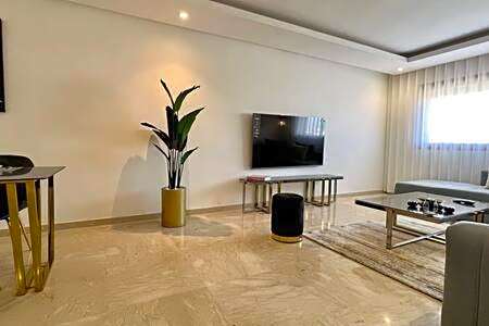 Business Travelers and Families - 3 Bedrooms