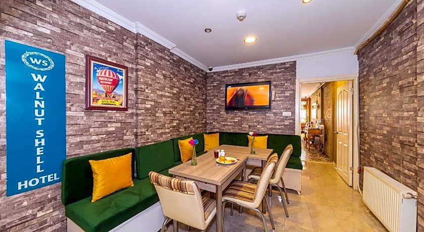 Walnut Shell Hotel