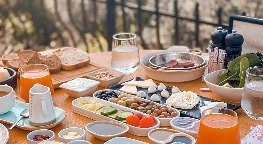 Hill House Adult Only