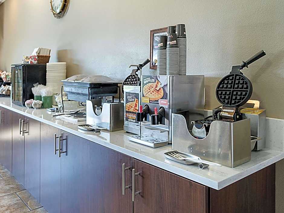 La Quinta Inn & Suites by Wyndham Biloxi