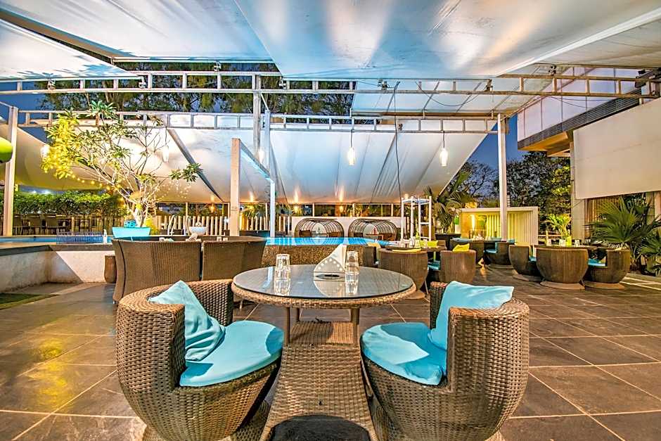 Hotel Sadanand Regency                                                                          