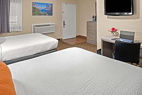 Queen Room - Disability Access