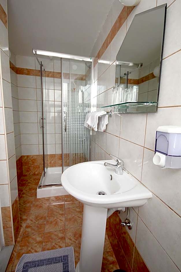 Mirabello Hotel