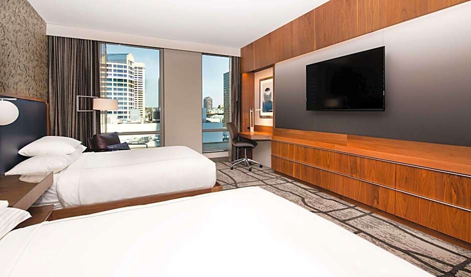 The Charter Seattle, Curio Collection By Hilton