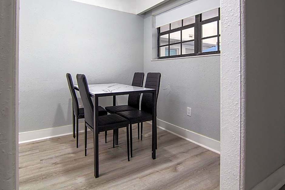 Pousada Suites at Hollywood Beach