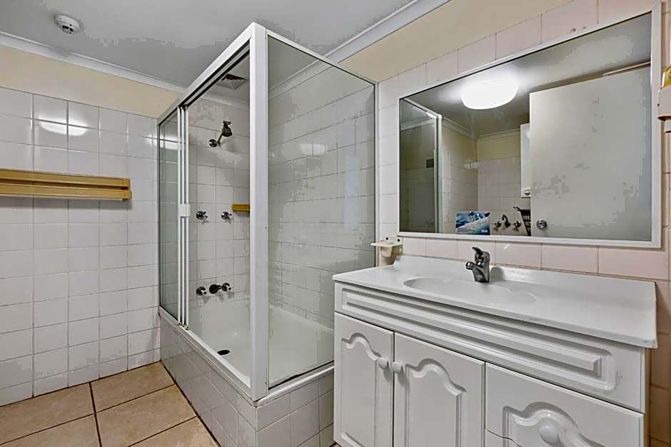 Northwind Beachfront Apartments