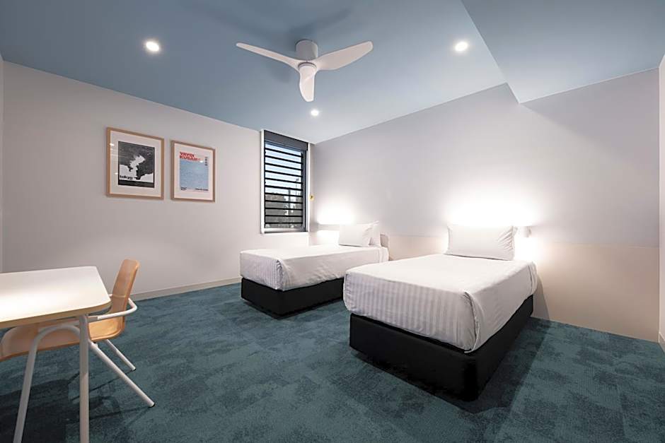 The Lodge, Blacktown - Sydney