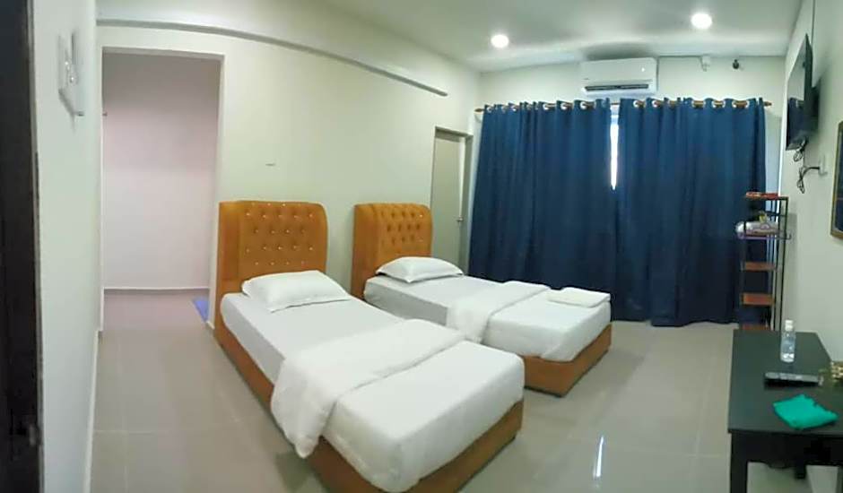 TAMU ROOMSTAY TOK MOLOR