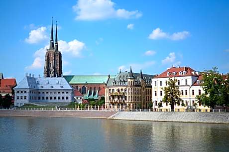 WenderEDU Business Center