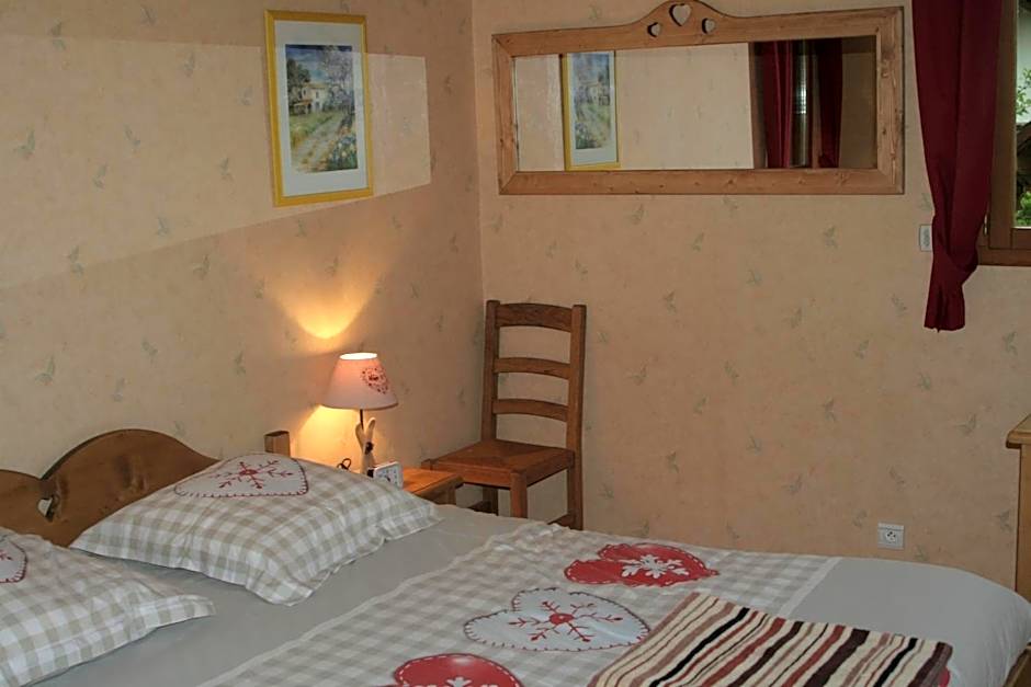 Chambre d'hôtes "LES CRETS"