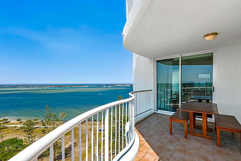 Crystal Bay On The Broadwater