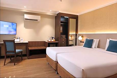 City Garden Suites Hotel