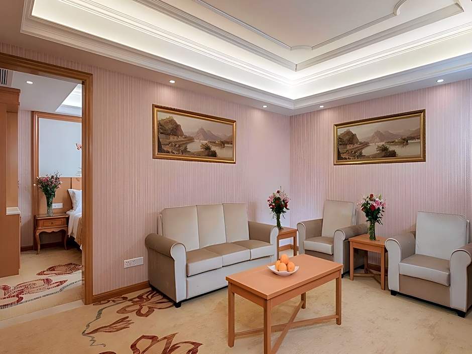 Vienna International Hotel Guangzhou Jichang Road Huangshi