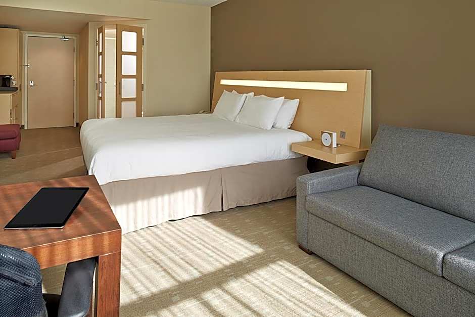 Novotel Montreal Aeroport