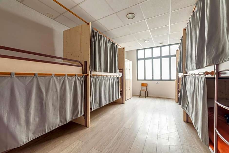 Alter'hostel