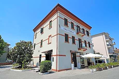 Hotel Autoespresso Venice - Atika & Atif