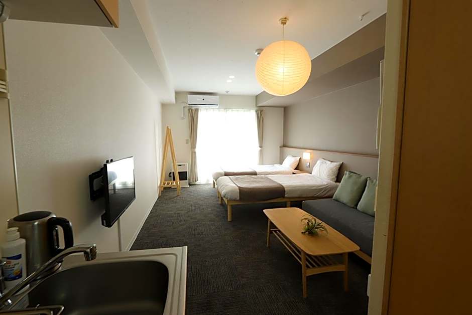 UCHI Living Stay Otaru Suitengu